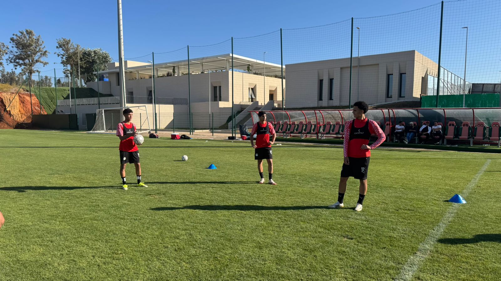 بالصور: منتخب الناشئين يختتم تحضيراته للقاء تنزانيا في نصف نهائي كأس أفريقيا