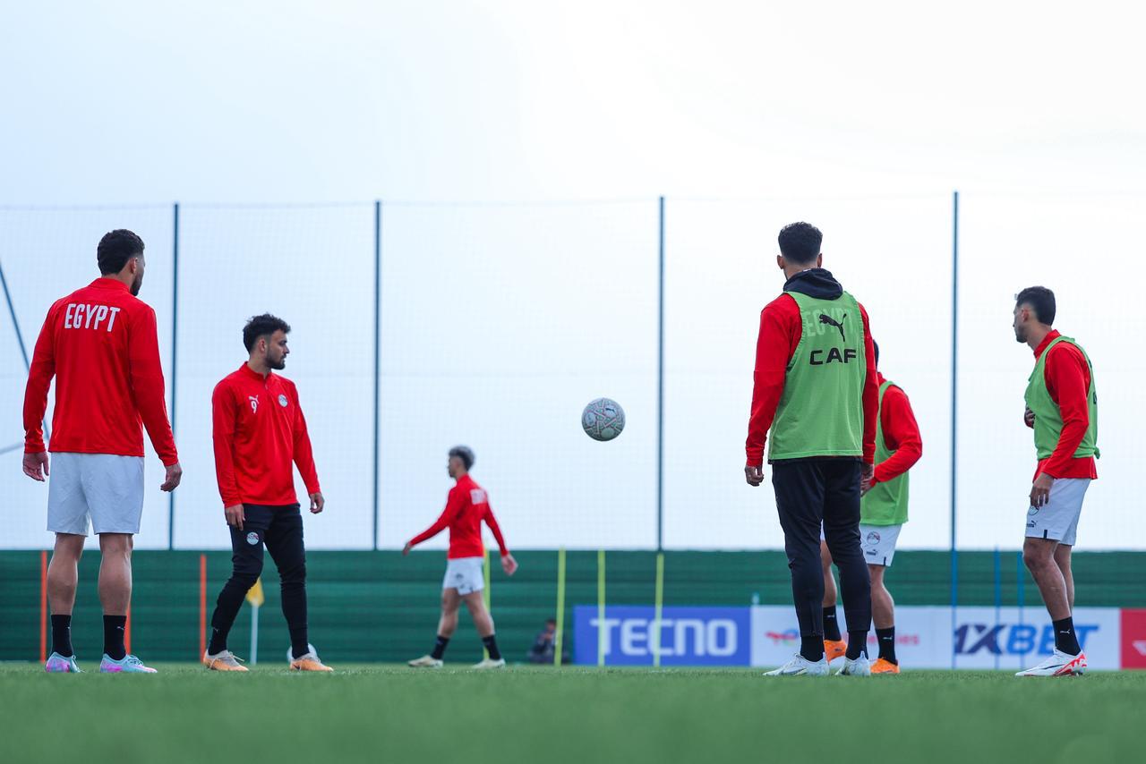 منتخب مصر يختتم تدريباته قبل مواجهة بنين غدًا