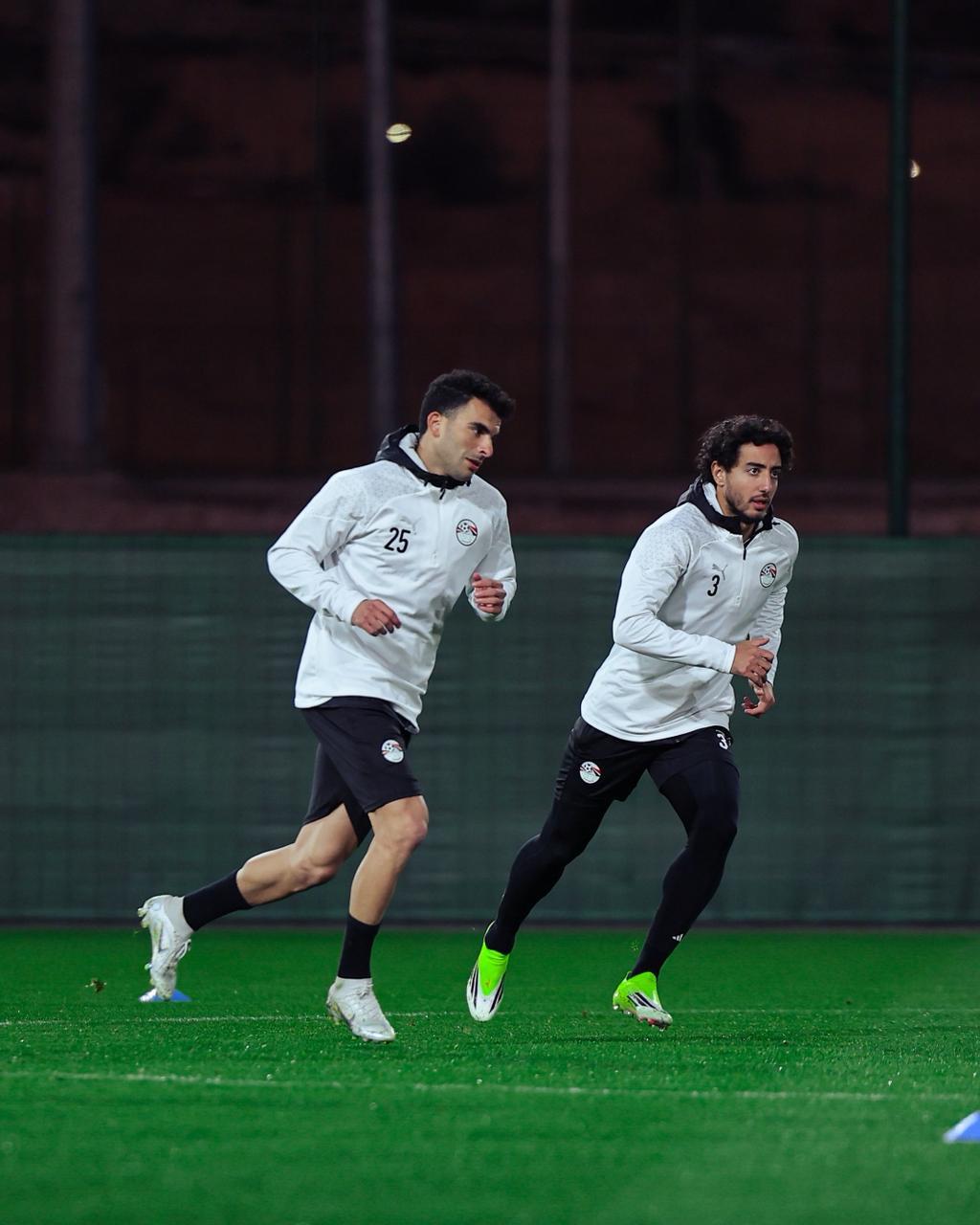 منتخب مصر يواصل تدريباته قبل مواجهة كوت ديفوار