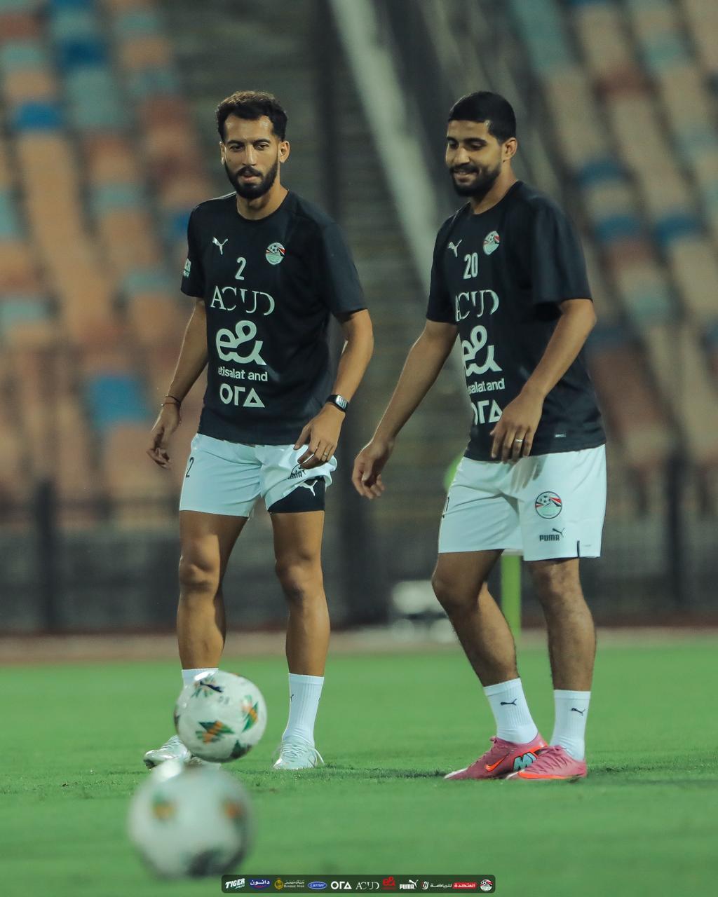 منتخب مصر يؤدي أول تدريباته على ملعب القاهرة قبل السفر للمغرب