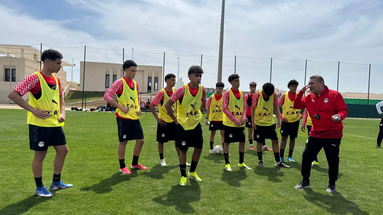 بالصور: تدريبات منتخب الناشئين في المغرب استعدادا لكأس أفريقيا