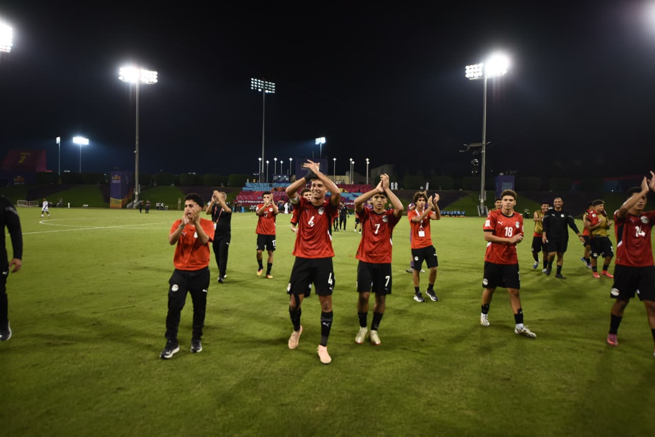 فرحة المنتخب الوطني تحت 17 سنة بعد التعادل مع فنزويلا بعشرة لاعبين