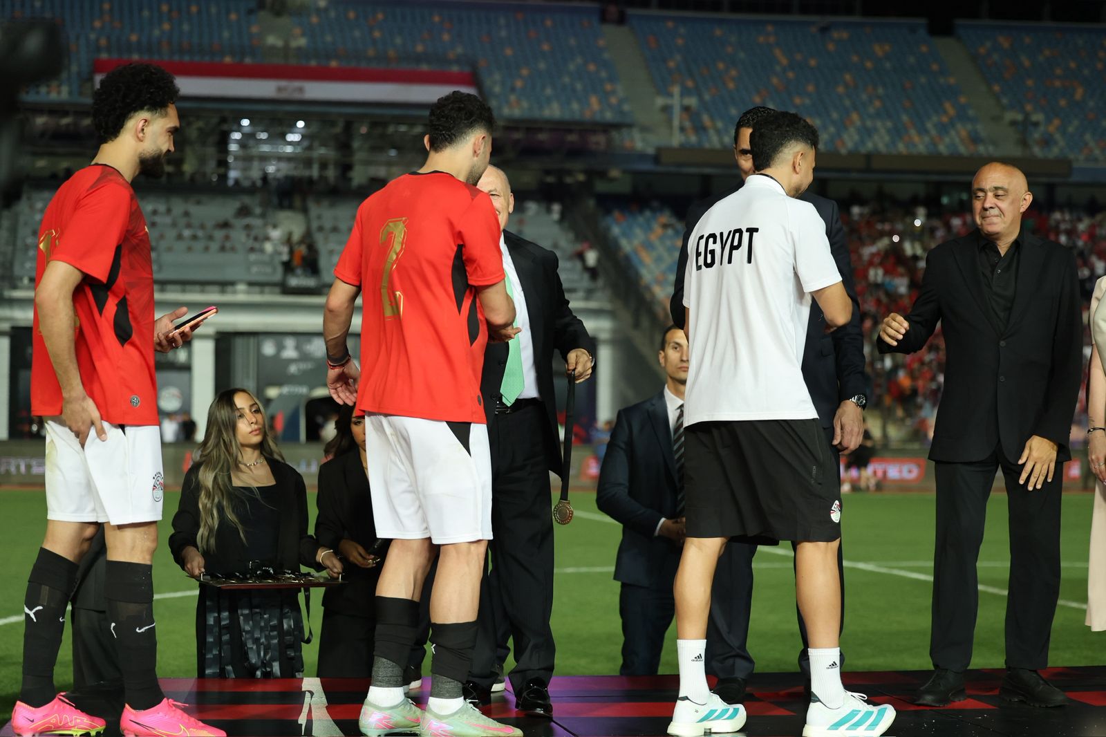 الوزارة والاتحاد.. دعم لا نهائي للمنتخب لتحقيق طموحات جماهير مصر في كأس العالم