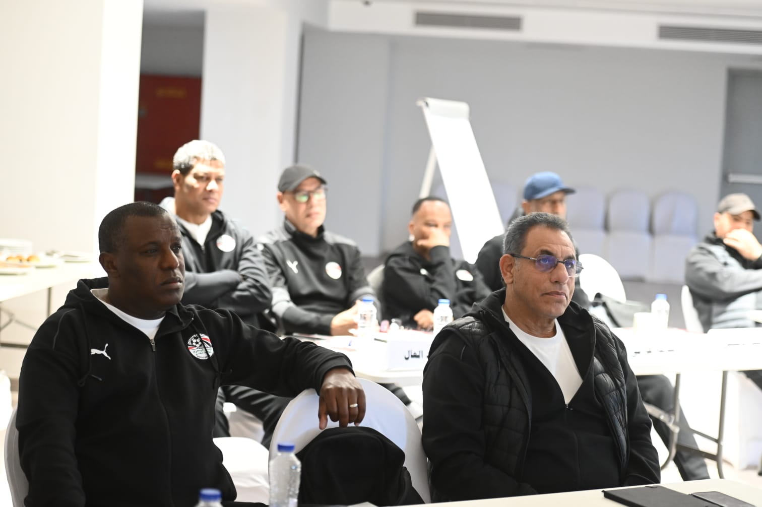 صور محاضرة pro1  عن طرق التعامل مع وسائل الإعلام