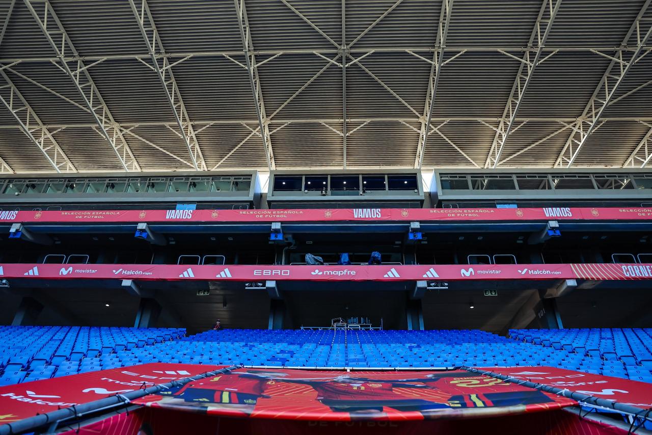 صور ملعب "آر سي دي إي"  الذي يستضيف لقاء مصر وإسبانيا