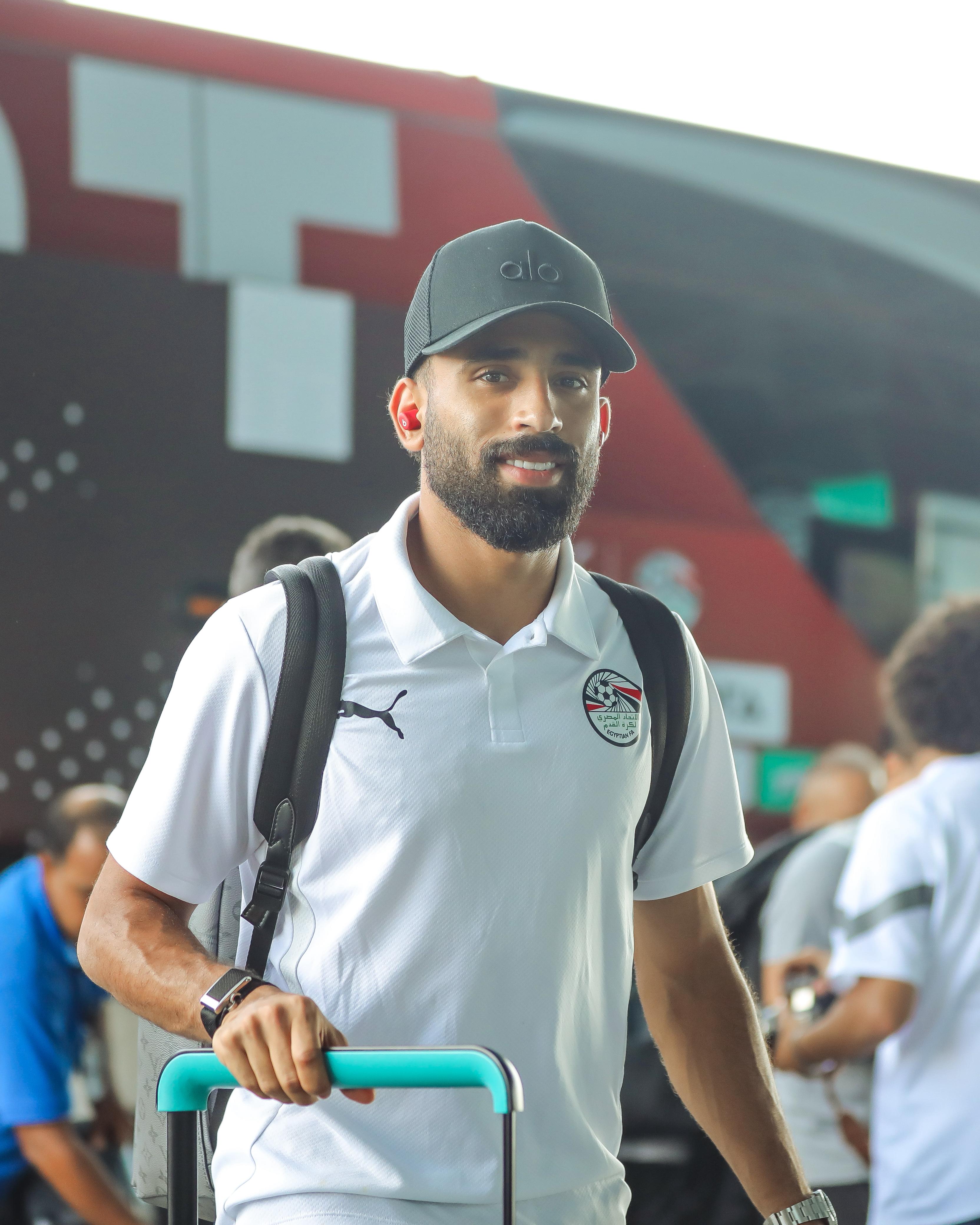 بعثة منتخب مصر في مطار القاهرة قبل المغادرة إلى واجادوجو 