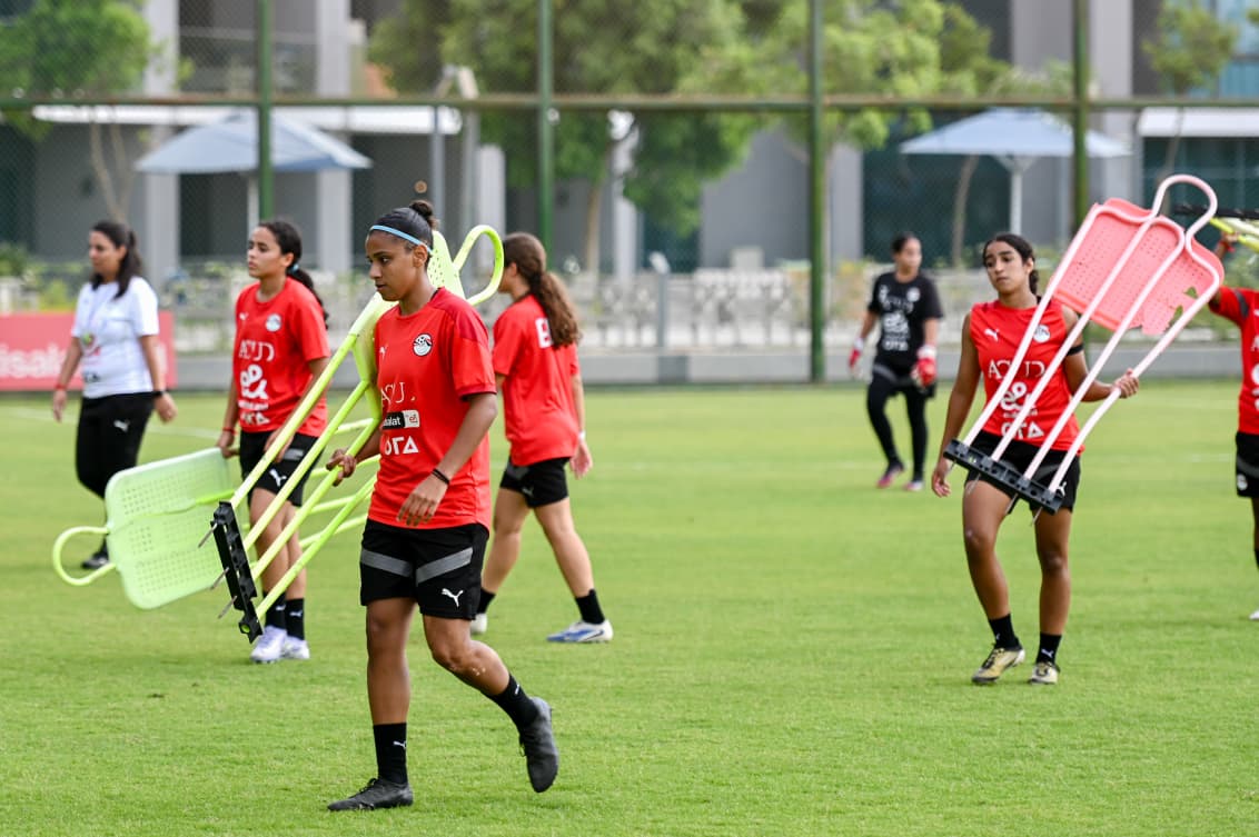 التمرين الأخير لمنتخب الكرة  النسائية تحت ٢٠ سنة قبل السفر لغينيا الإستوائية