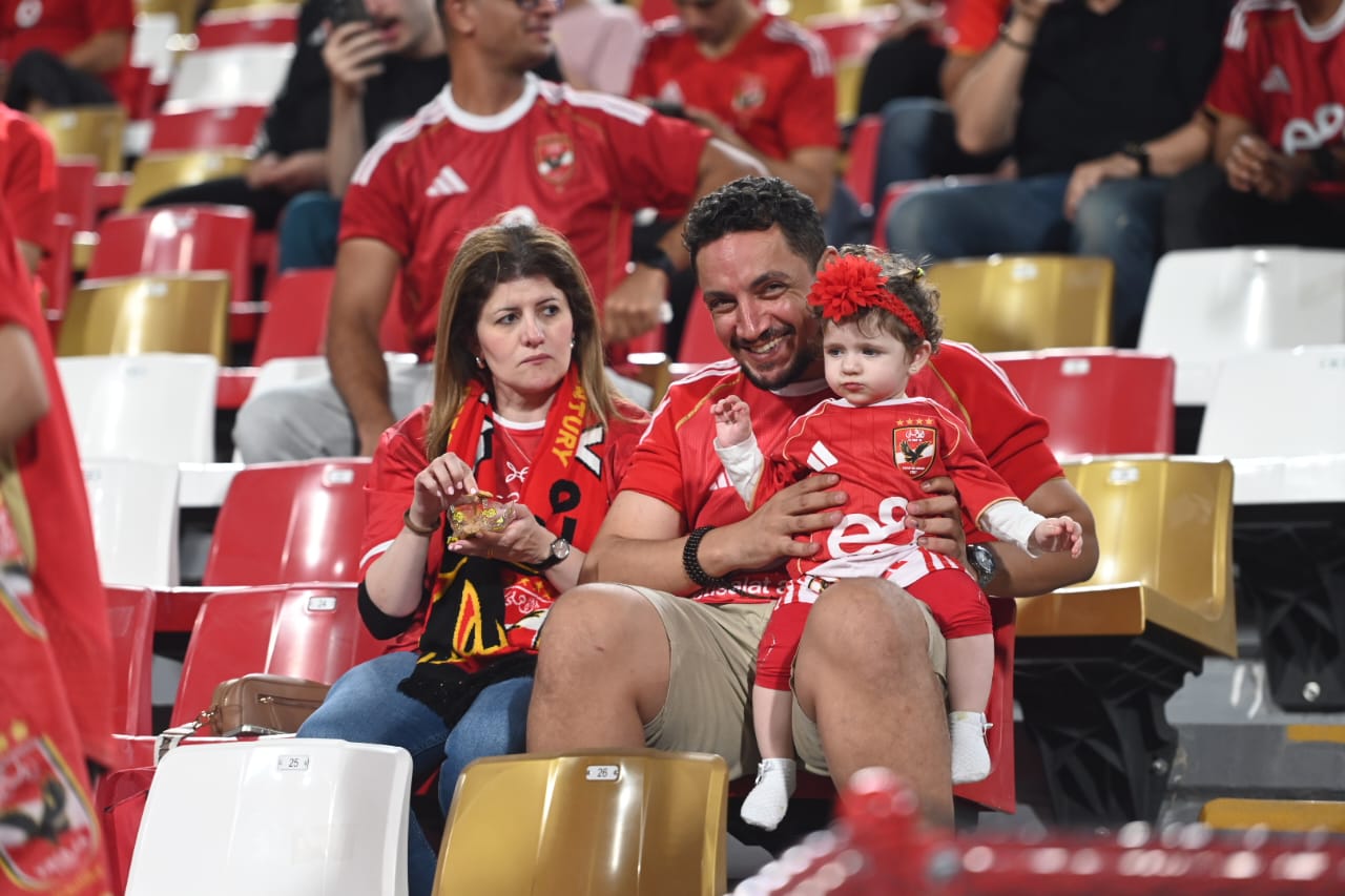 الحضور الجماهيري من نهائي كأس السوبر بدولة الإمارات