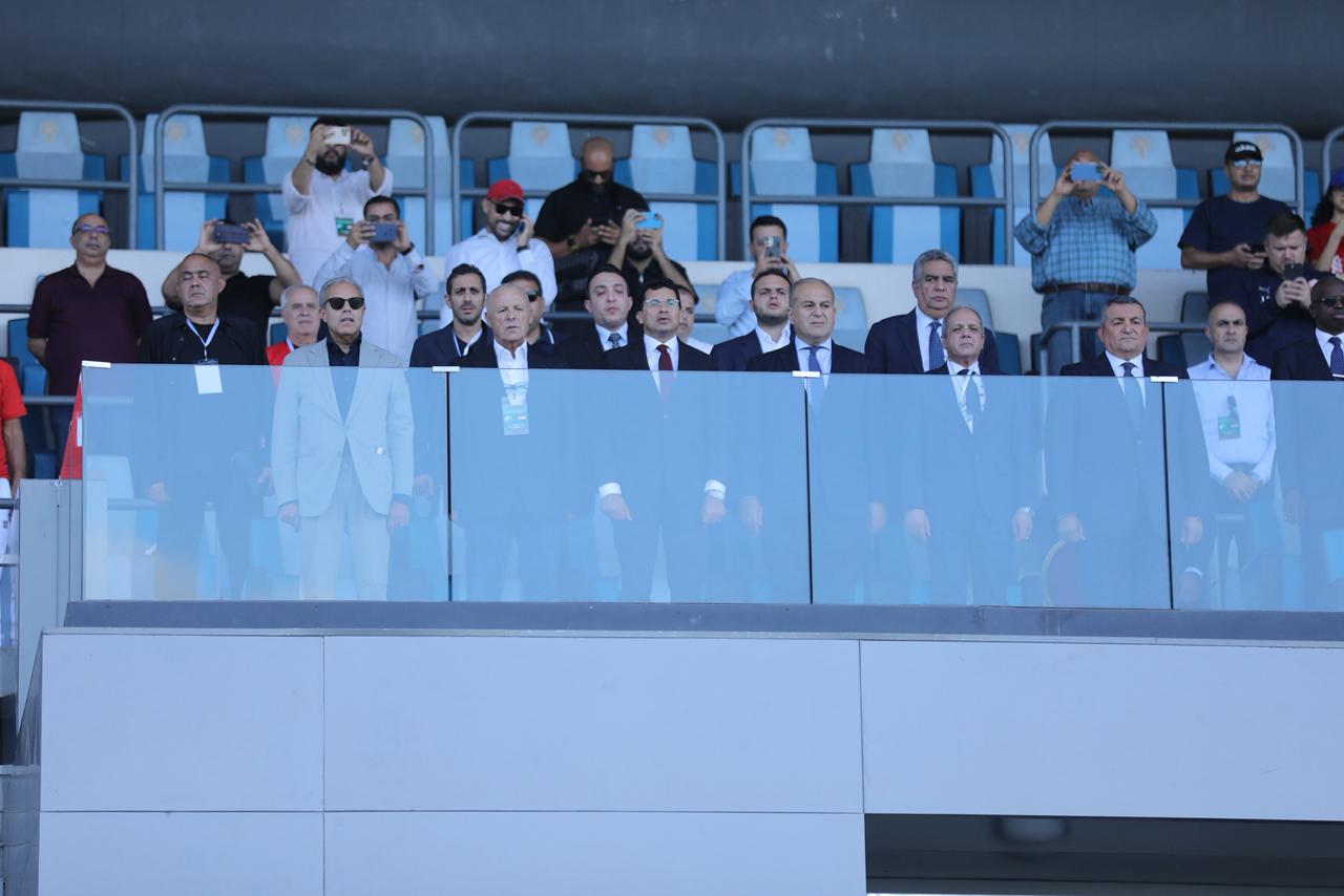 منتخب مصر يتقدم على جيبوتي في الشوط الأول بثنائية إبراهيم عادل ومحمد صلاح