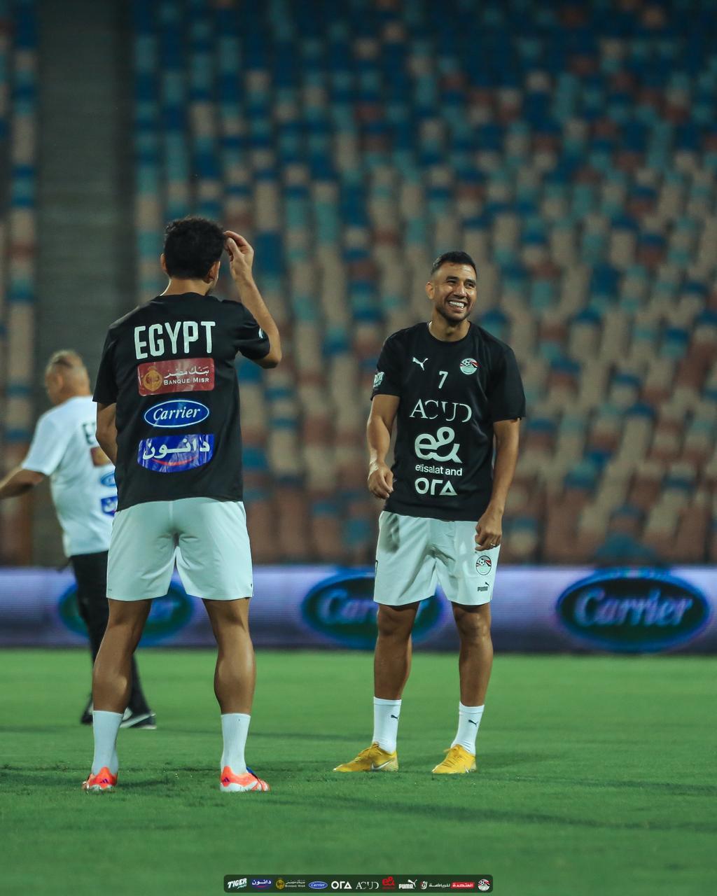 منتخب مصر يؤدي أول تدريباته على ملعب القاهرة قبل السفر للمغرب