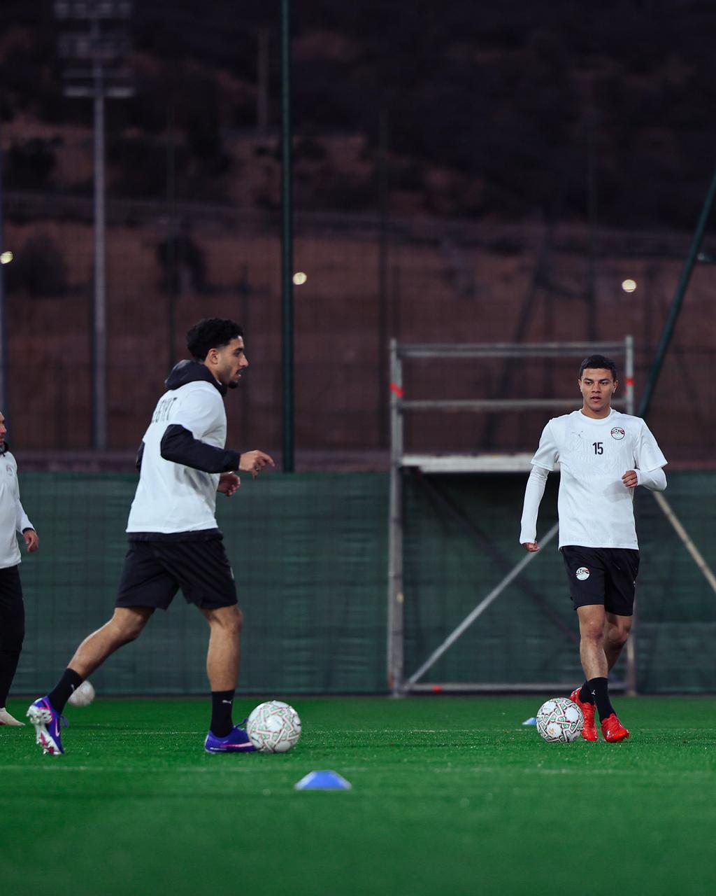 منتخب مصر يواصل تدريباته قبل مواجهة كوت ديفوار