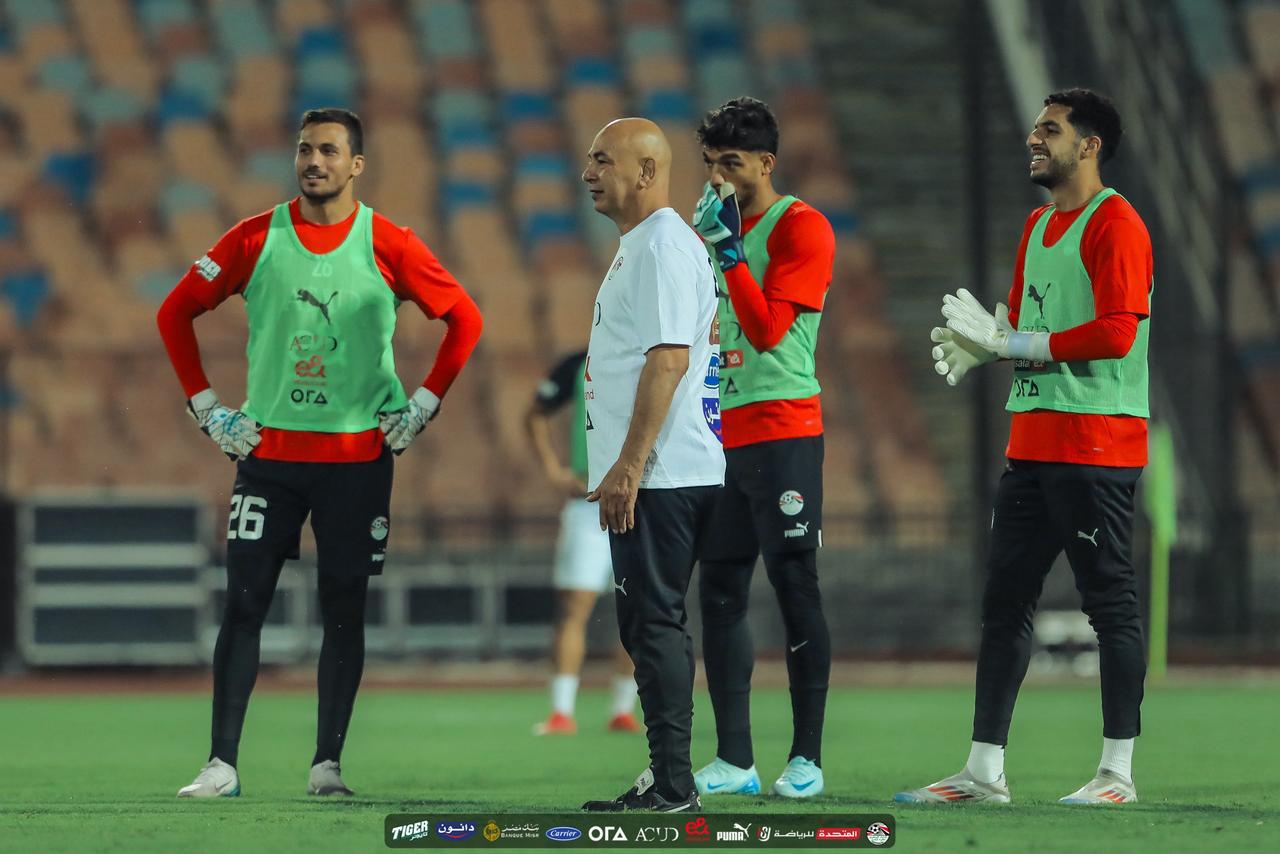 منتخب مصر يؤدي أول تدريباته على ملعب القاهرة قبل السفر للمغرب