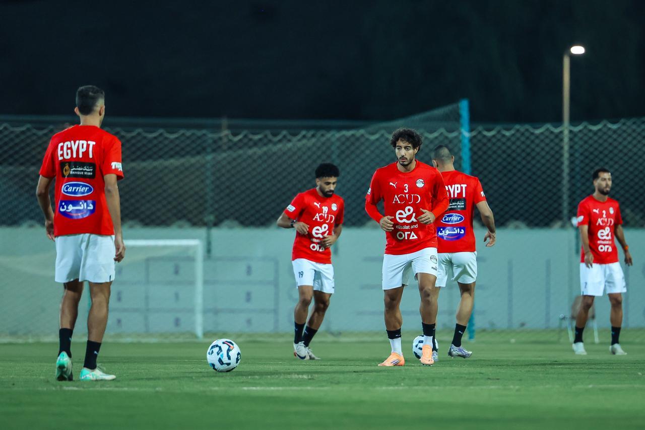 منتخب مصر يختتم تحضيراته لمواجهة أوزبكستان في دورة العين