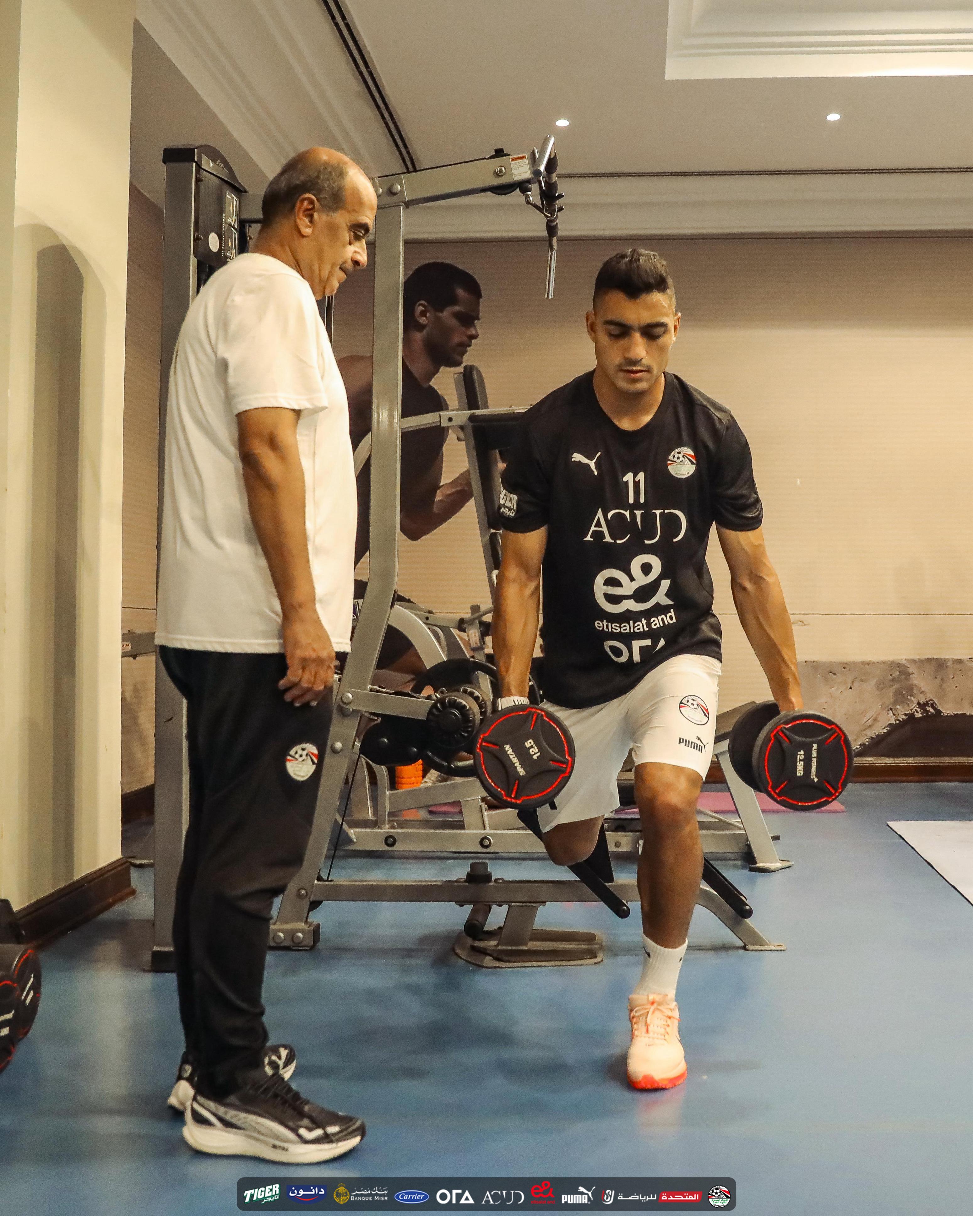 تدريبات بدنية وجلسات استشفاء لمنتخب مصر قبل السفر إلى واجادوجو