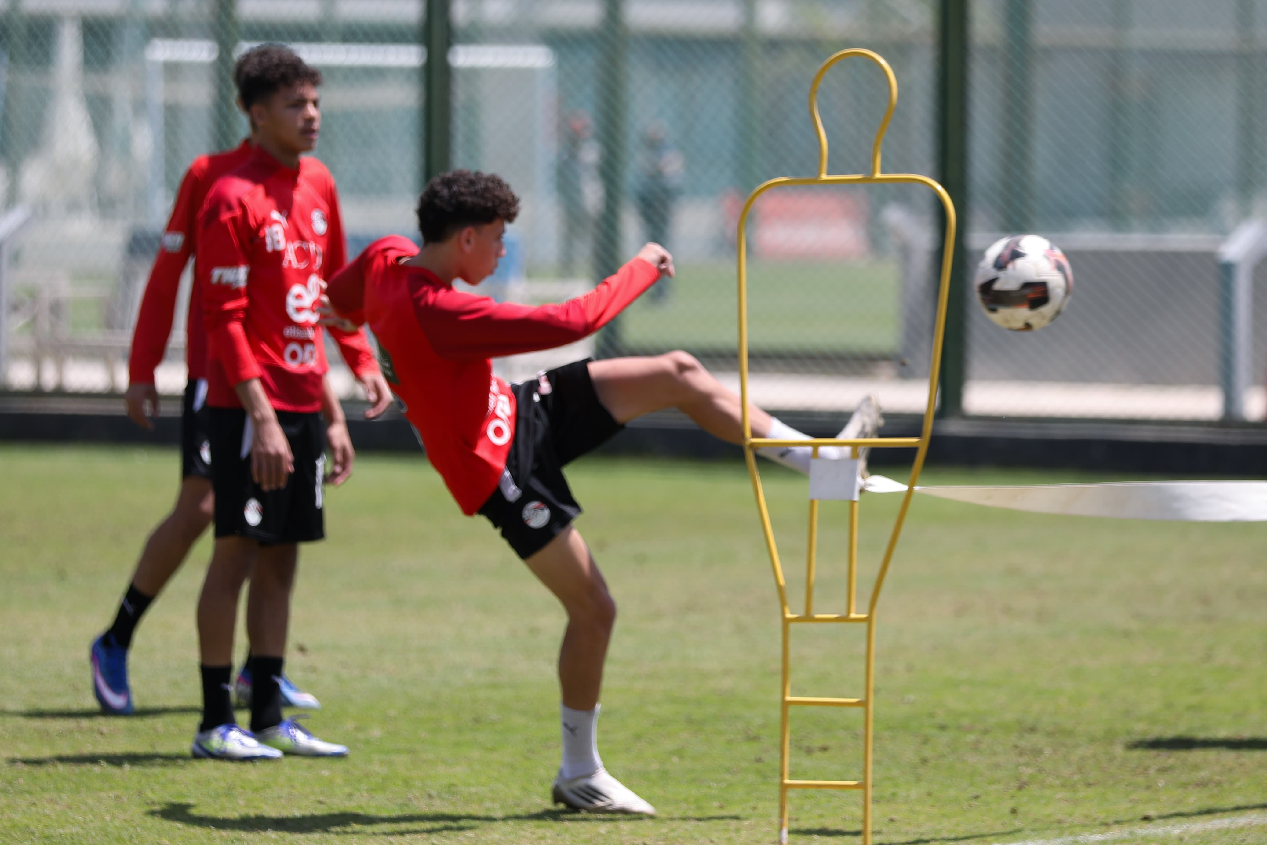 بالصور: منتخب الناشئين يواصل استعداداته لكأس الأمم الأفريقية
