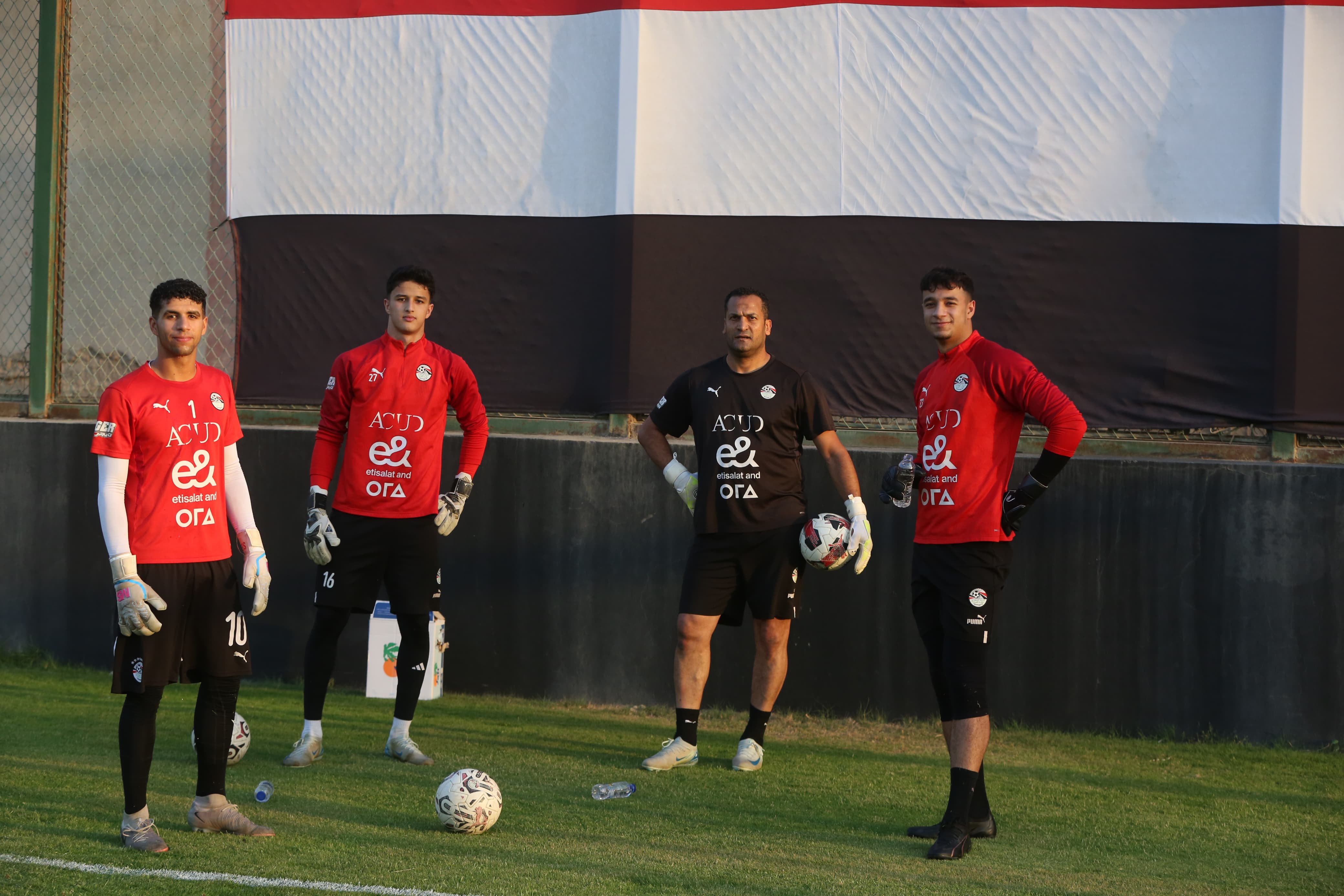 بالصور: منتخب الشباب يواصل استعداداته لمواجهة روسيا ودياً