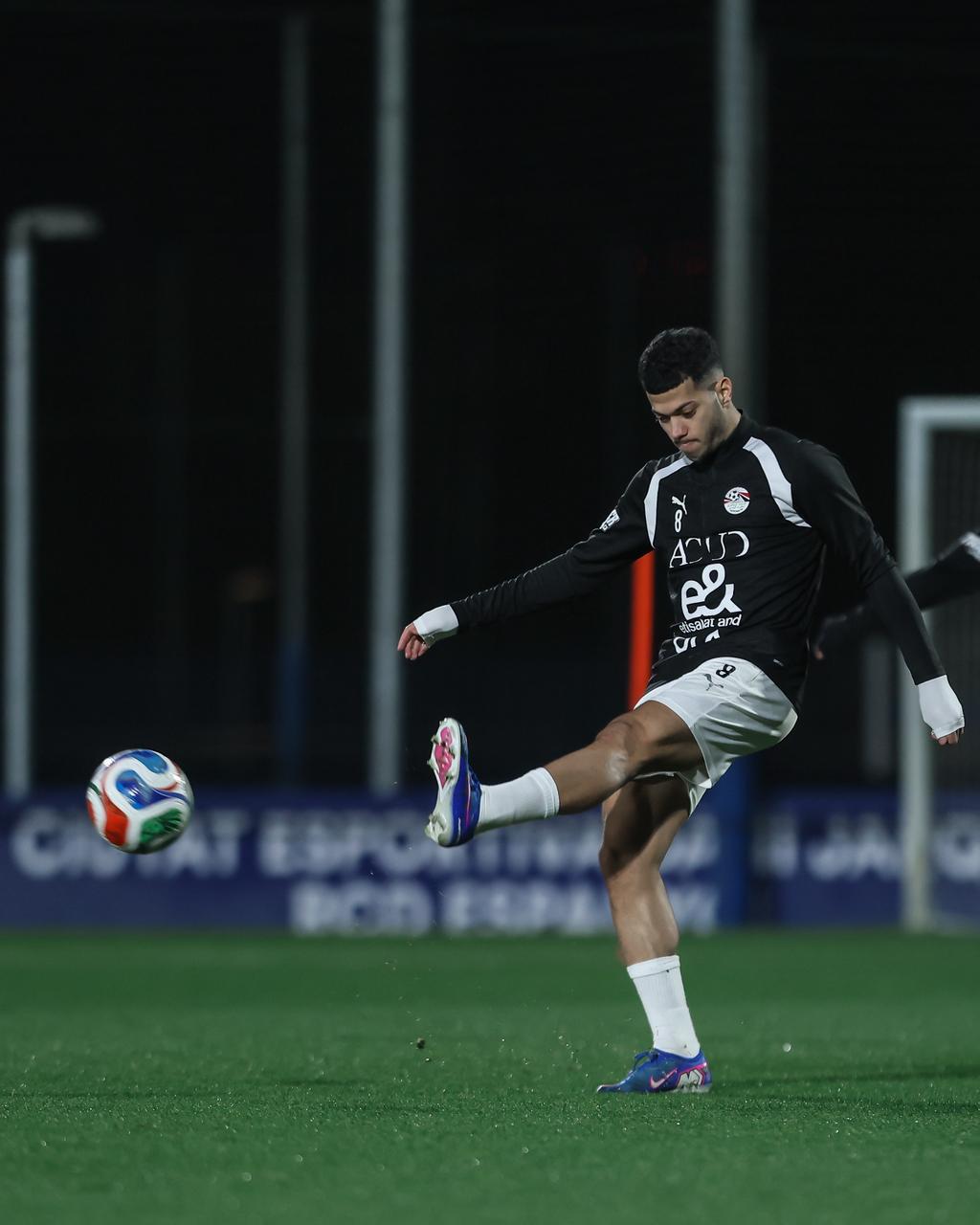 منتخب مصر يخوض تدريبه في "إسبانيول" استعداداً لودية إسبانيا