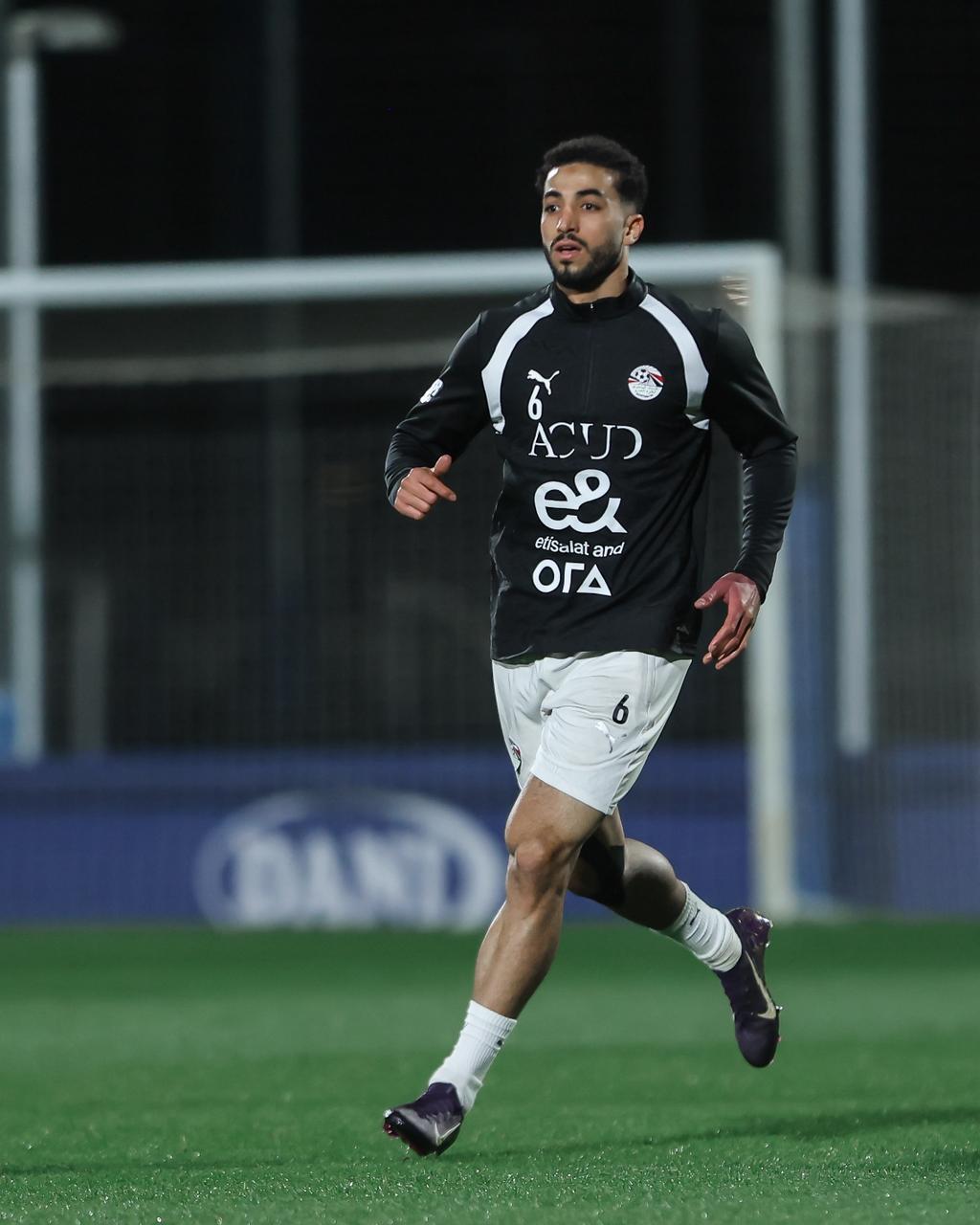 منتخب مصر يخوض تدريبه في "إسبانيول" استعداداً لودية إسبانيا