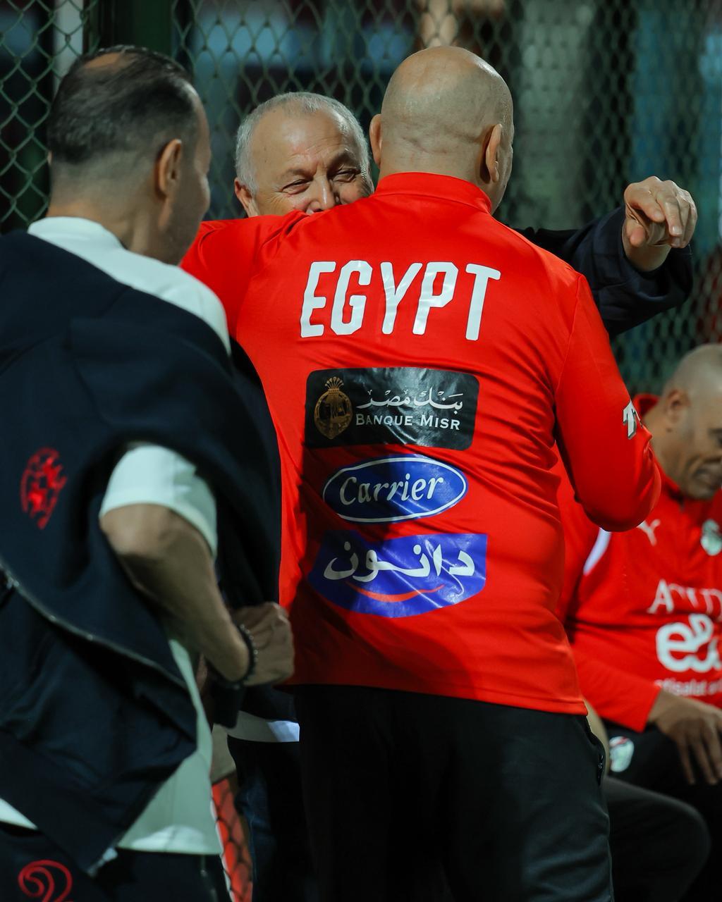 بالصور: المنتخب يخوض تدريبه الثاني في معسكر مايو استعدادا للقاء روسيا