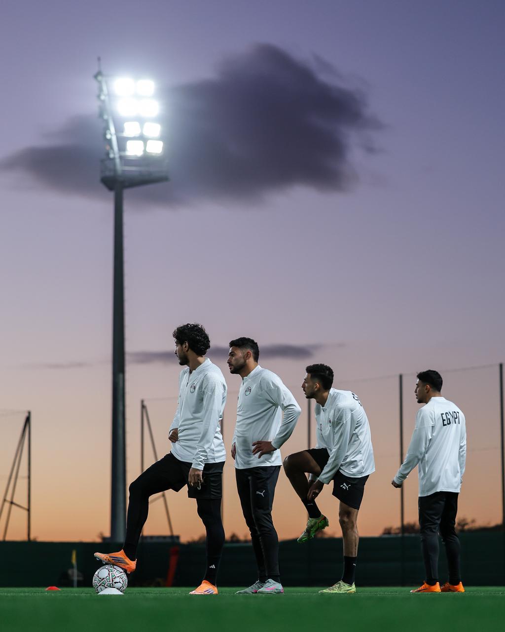 منتخب مصر يواصل تدريباته استعدادًا لضربة البداية أمام زيمبابوي في كأس الأمم الأفريقية
