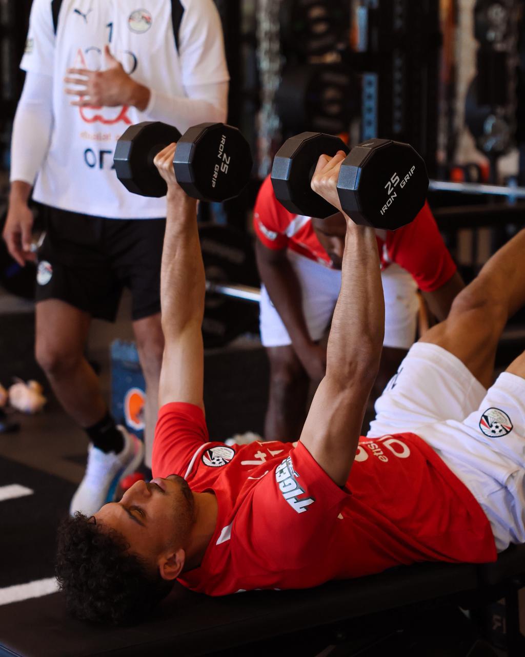 بالصور: تدريبات في الجيم لمنتخب مصر استعداداً لودية البرازيل