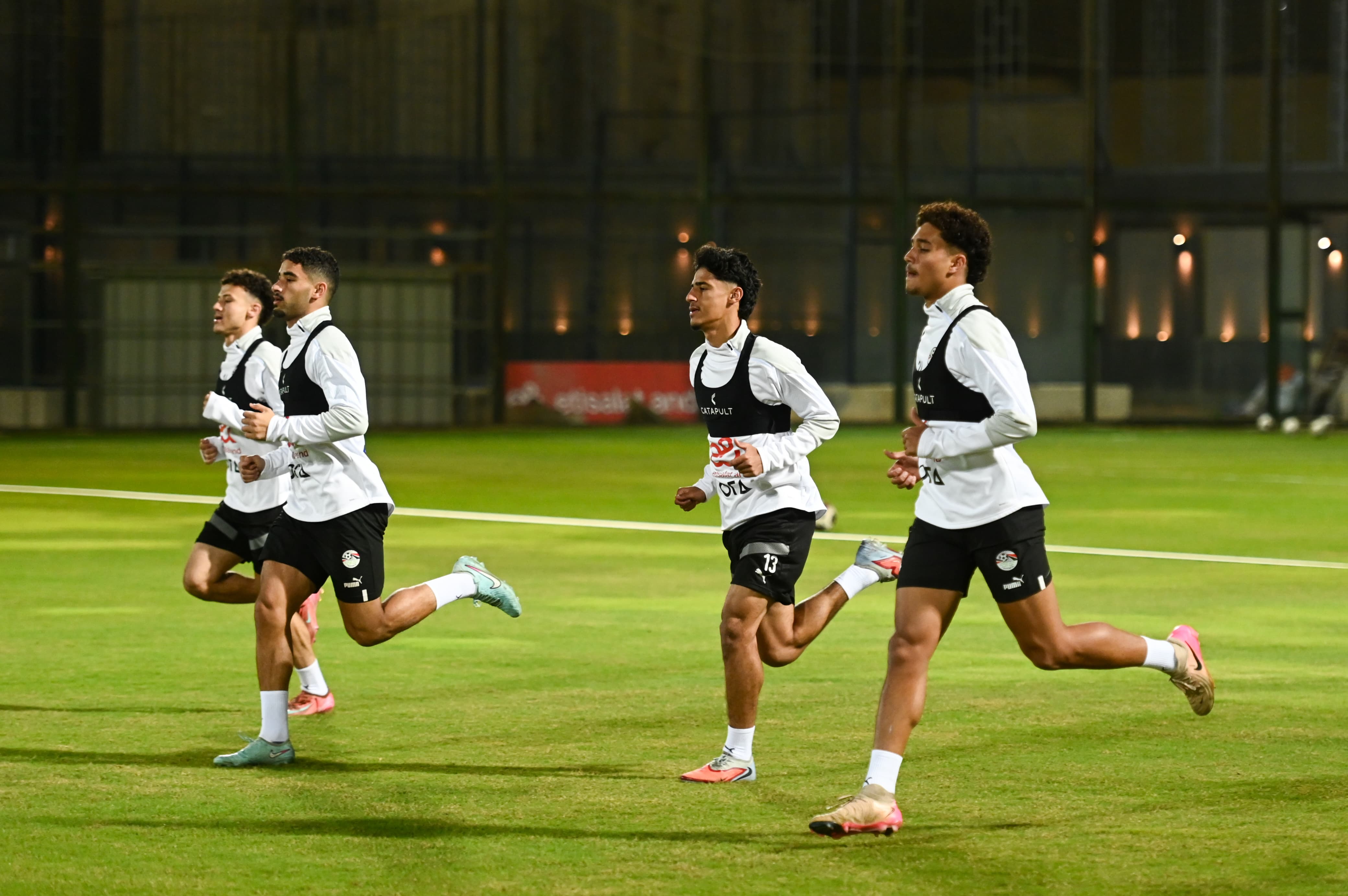 منتخب مصر 2007 يواصل تدريباته استعدادًا لوديتي العراق