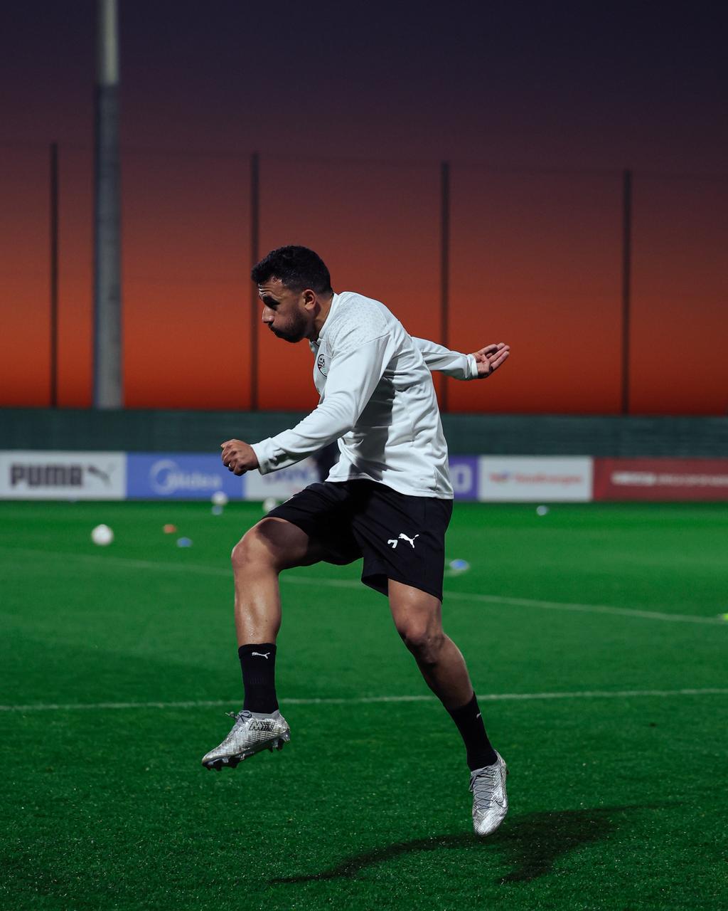 منتخب مصر يواصل تدريباته قبل مواجهة كوت ديفوار