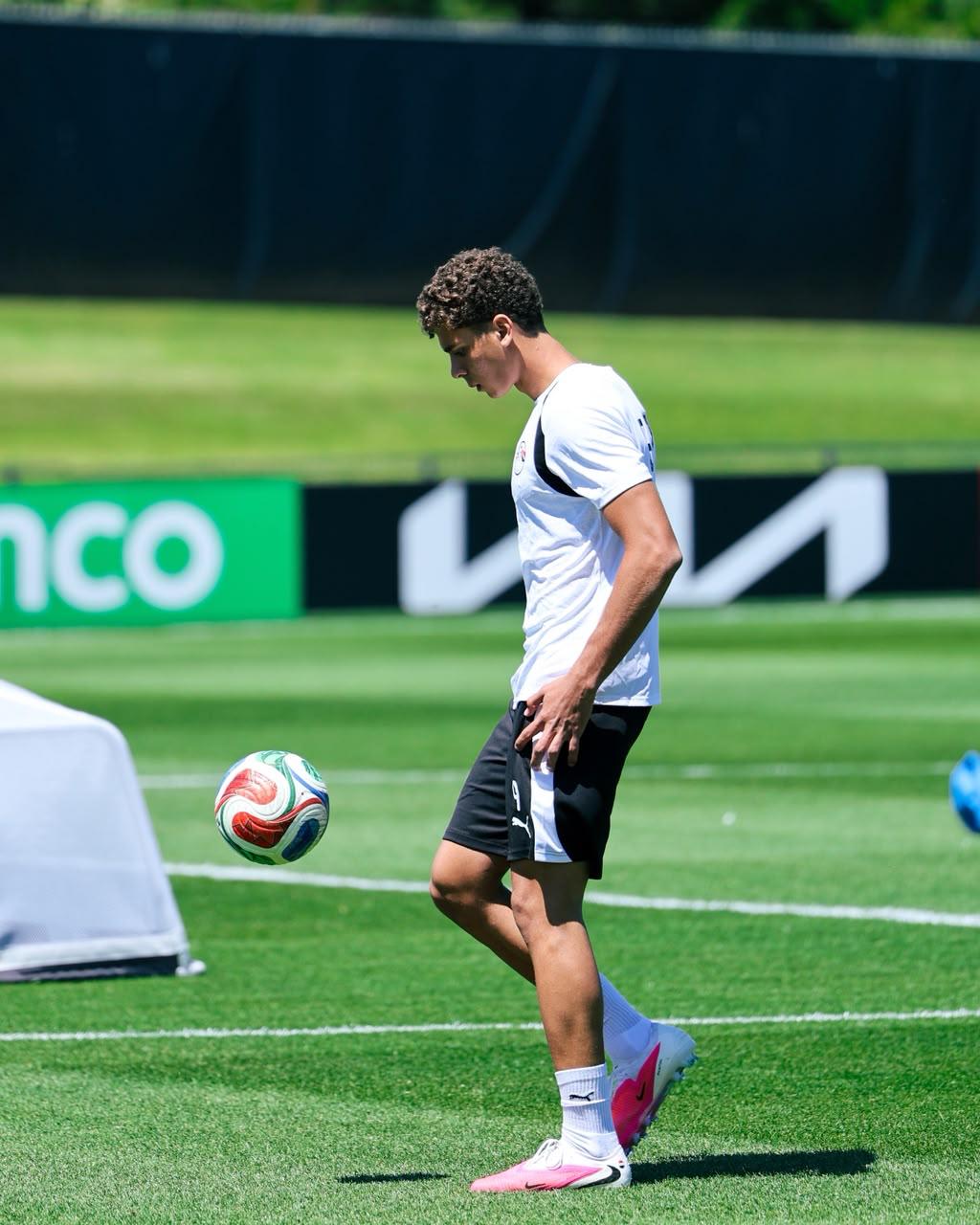بالصور.. منتخب مصر يواصل استعداداته لمواجهة بلجيكا