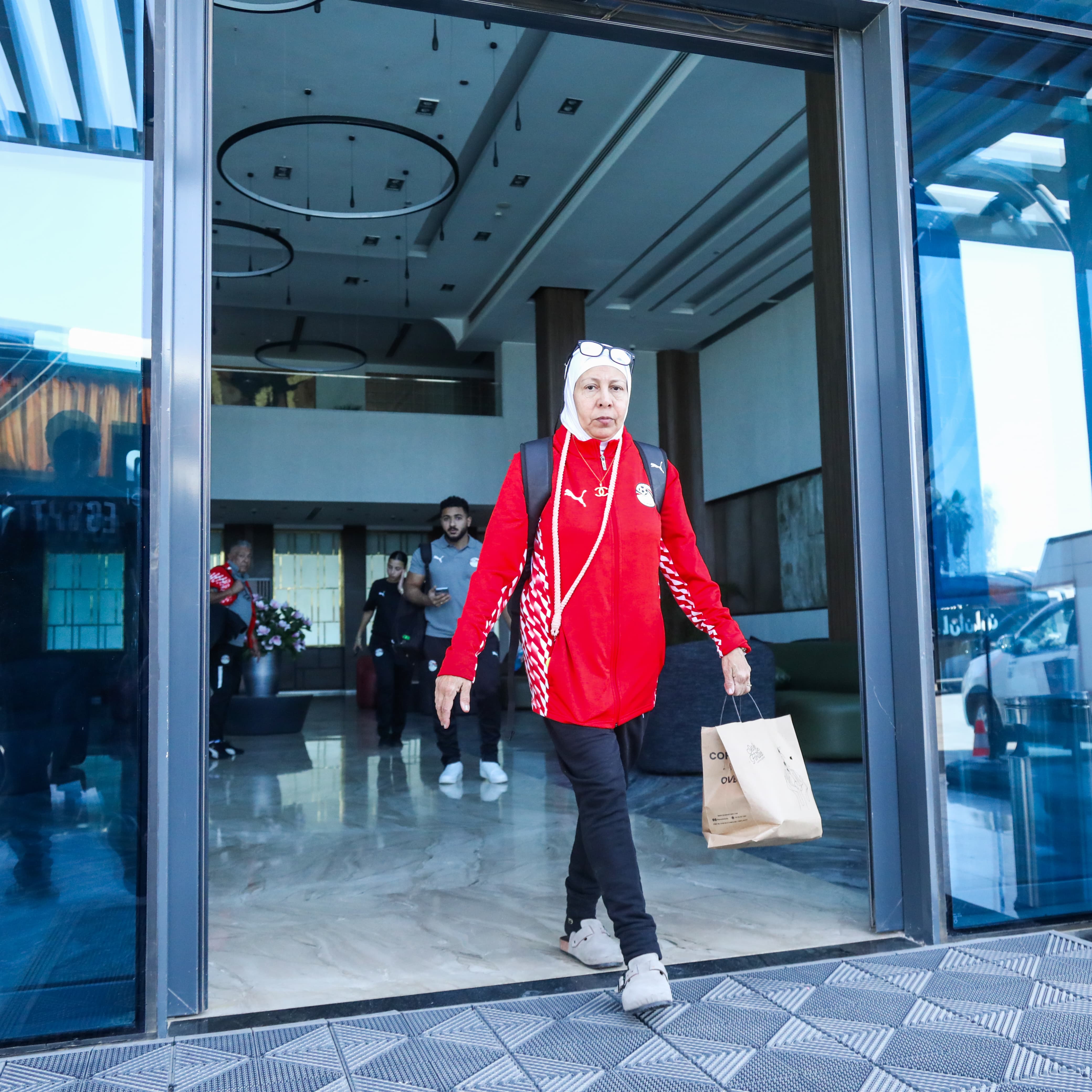 بعثة منتخب مصر للكرة النسائية تغادر إلى السعودية 