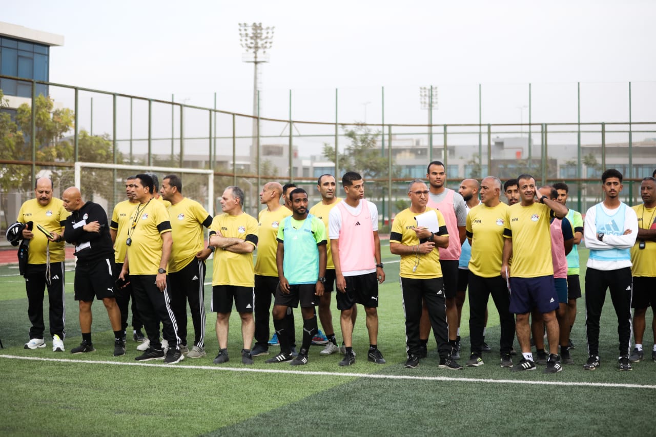 محاضرات نظرية وعملية للمحاضرين ومعدى اللياقة البدنية للحكام