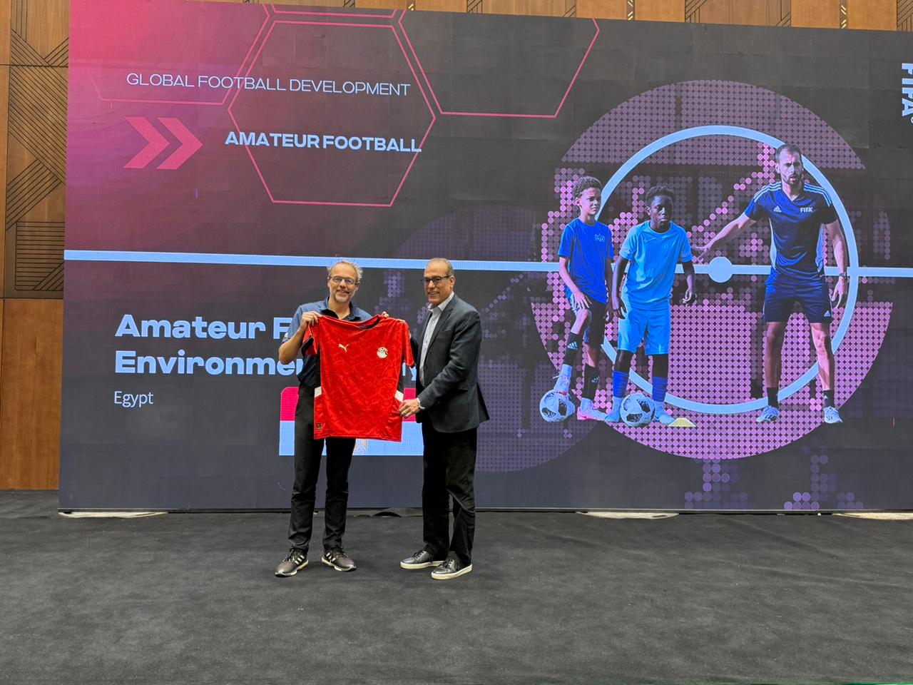 ختام ورشة عمل «فيفا» لكرة القدم للهواة في مصر