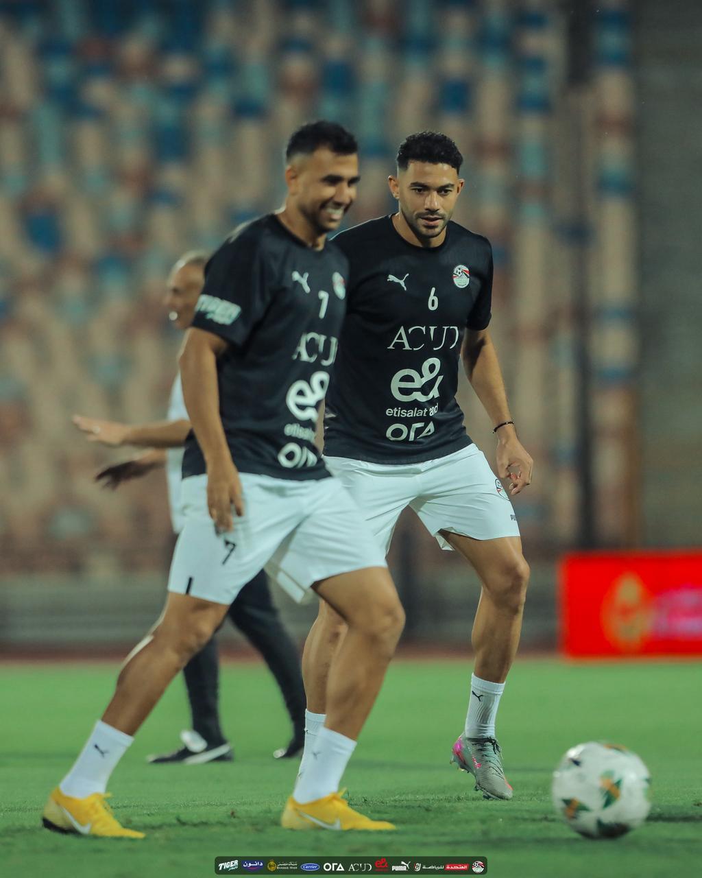 منتخب مصر يؤدي أول تدريباته على ملعب القاهرة قبل السفر للمغرب
