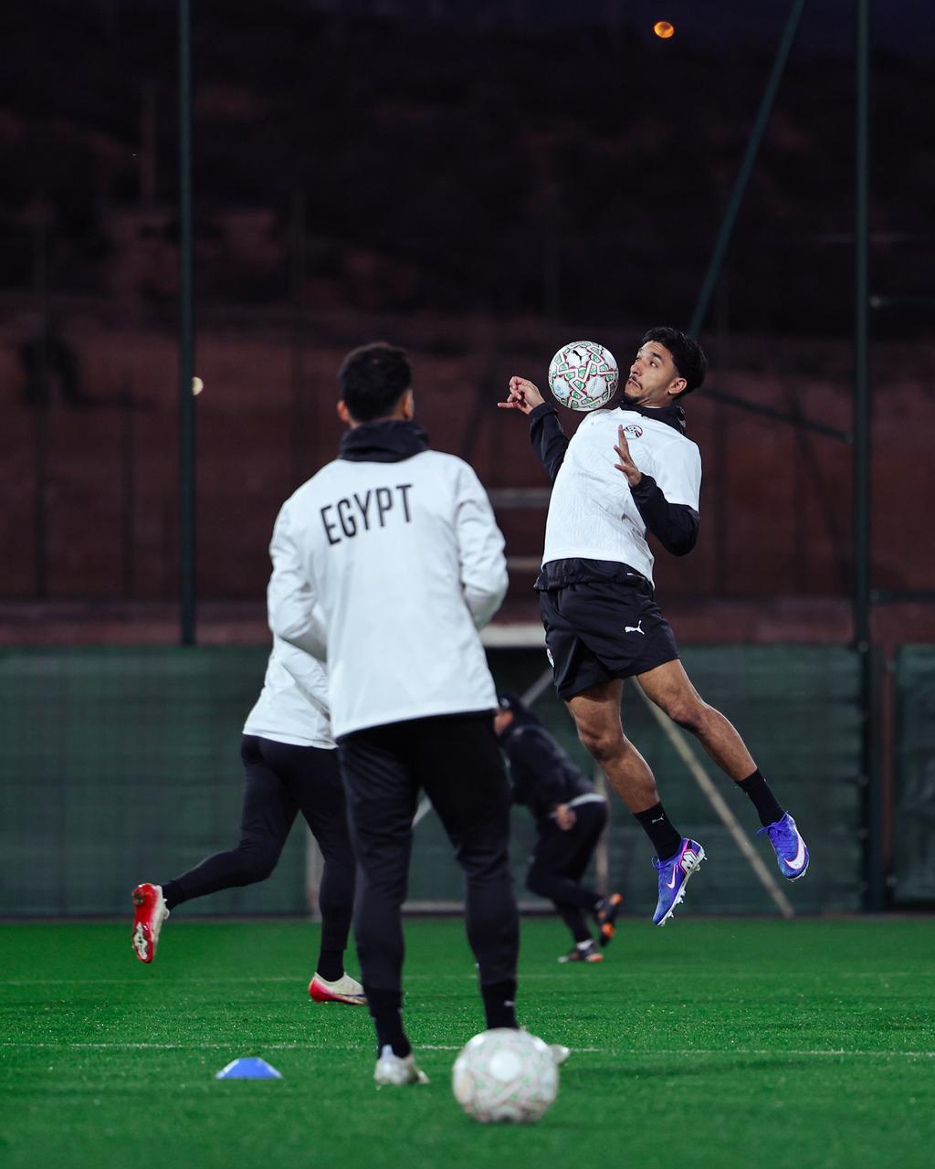 منتخب مصر يتدرب بملعب تغازوت استعداداً لمواجهة كوت ديفوار 
