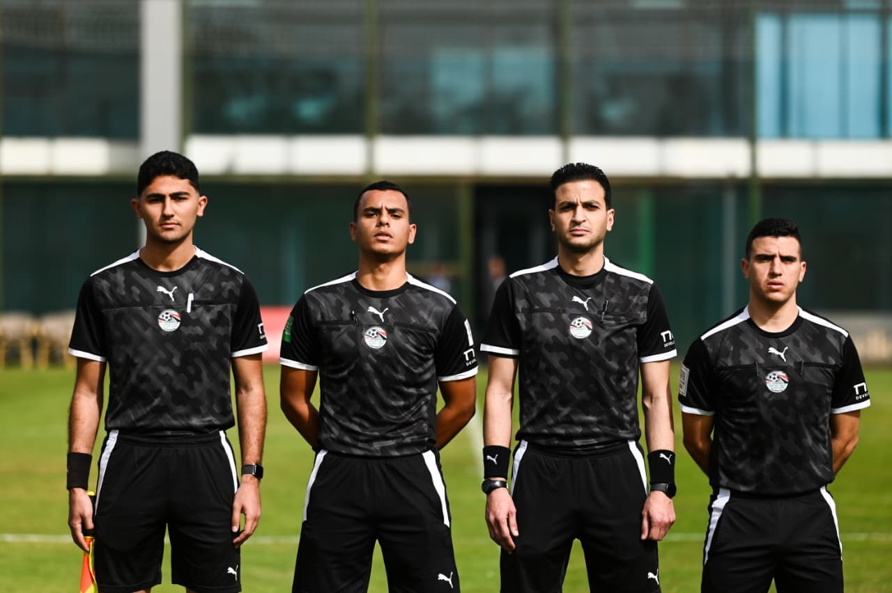 بالصور منتخب الشباب يتعادل سلبياً مع الجزائر في الودية الثانية