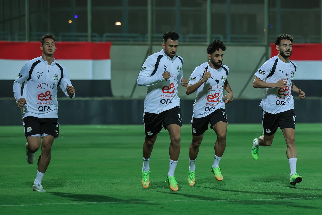 بالصور: المنتخب يخوض تدريبه الثاني في معسكر مايو استعدادا للقاء روسيا