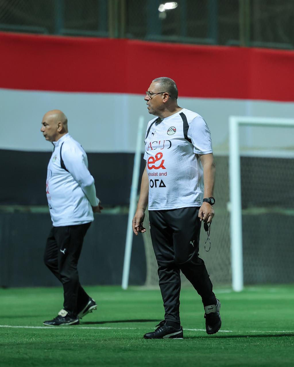بالصور: المنتخب الوطني يبدأ معسكر مايو استعداداً لمواجهة روسيا الودية