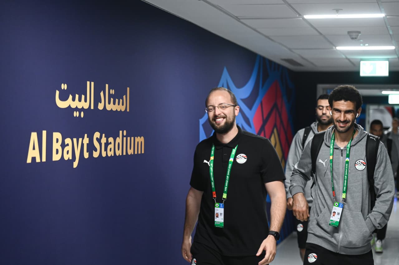 منتخب مصر المشارك في كأس العرب يصل لملعب البيت قبل مواجهة الأردن