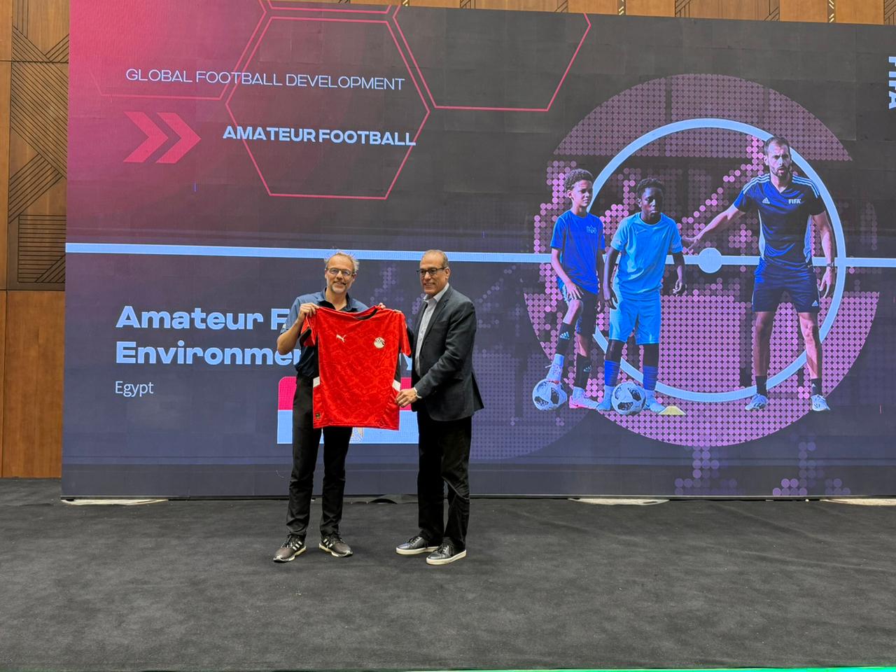 ختام ورشة عمل «فيفا» لكرة القدم للهواة في مصر